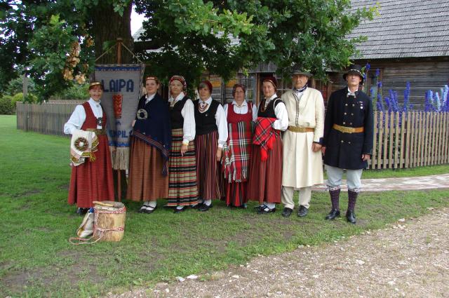 folkloras kopa "Laipa"